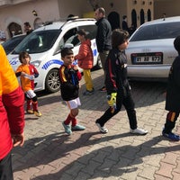 Снимок сделан в Etiler Galatasaray Futbol Okulu пользователем Nermin K. 3/11/2018