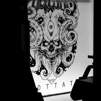 Foto diambil di •Oktapus tattoo• oleh •Oktapus tattoo• pada 10/11/2017