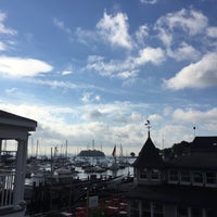 รูปภาพถ่ายที่ Grand Harbor Inn โดย Lockhart S. เมื่อ 8/17/2016