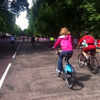 Photo taken at Prudential RideLondon by Katerina E. on 8/3/2013