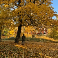 Photo taken at Kulosaaren Kartano by Heidi K. on 10/14/2018