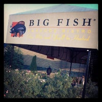 รูปภาพถ่ายที่ Big Fish โดย Timothy H. เมื่อ 10/4/2012