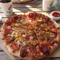 Photo taken at Domino&amp;#39;s Pizza by Utku A. on 10/22/2016
