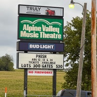 Foto tirada no(a) Alpine Valley Music Theatre por Chris N. em 8/14/2022