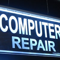 Das Foto wurde bei Holiday Computer Repair von Holiday Computer Repair am 2/9/2015 aufgenommen