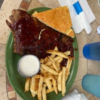 Photo taken at Sagebrush BBQ &amp;amp; Grill by Samuel S. on 7/3/2022