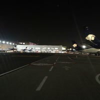 Photo taken at Aeromexico Plataforma Poniente by Martín D. on 1/4/2019