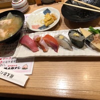 Photo taken at Momotaro Sushi by みー む. on 4/18/2021