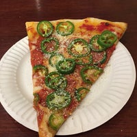 Снимок сделан в Joe&amp;#39;s Pizza Downtown LA пользователем Alex L. 9/28/2017