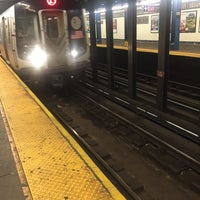 Photo taken at MTA Subway - DeKalb Ave (L) by Michael F. on 9/15/2017