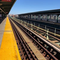 Photo taken at MTA Subway - Central Ave (M) by Michael F. on 9/17/2019