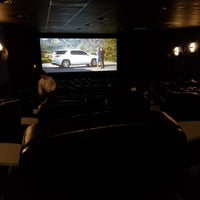 Photo taken at Studio Movie Grill Duluth by Macajuel on 3/14/2018