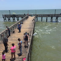 รูปภาพถ่ายที่ 61st Street Fishing Pier โดย Zain H. เมื่อ 6/22/2018