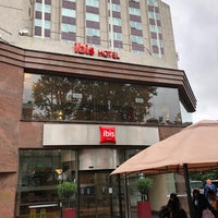 Photo taken at ibis London Earls Court by Angel on 8/9/2019