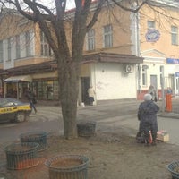 Photo taken at Остановка «Улица Волгоградская» by Юlechka Y. on 4/12/2013
