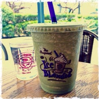 Photo taken at The Coffee Bean &amp;amp; Tea Leaf by Christian on 3/9/2014