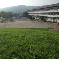 遠野小学校校庭のお山 遠野小学校校庭のお山