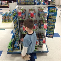 Photo taken at Toys&amp;quot;R&amp;quot;Us by MARK T. on 2/2/2013