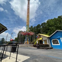 Photo taken at Six Flags Over Georgia by MARK T. on 7/12/2022