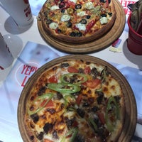 Photo taken at Pasaport Pizza by Kemal on 3/20/2018