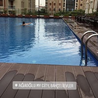 Photo taken at Ağaoğlu MyClub Swimming Pool by 💎 on 6/20/2019