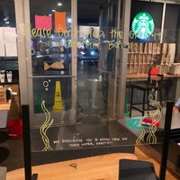 Photo taken at Starbucks by Kenny S. on 7/8/2020