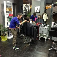 Foto scattata a Nuno de Oliveira Cabeleireiro Unisexo da Ana L. il 2/6/2013