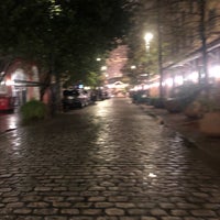Foto diambil di Fulton Alley oleh Canan A. pada 10/26/2019