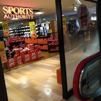 Corners Sportsauthority 天神ビブレ 閉業 福岡市のスポーツ用品店