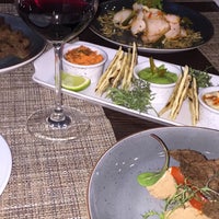 Das Foto wurde bei Beef. Meat &amp;amp; Wine von Юля Б. am 4/28/2018 aufgenommen