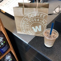 Photo taken at Wayne&amp;#39;s Coffee by HAYA . on 7/4/2019