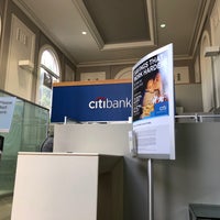 Photo taken at Citibank by Leonardo Tiberius ⛵ on 10/9/2018