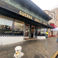 Photo taken at Guerra Quality Meats by Leonardo Tiberius ⛵ on 12/23/2021