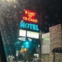 Photo taken at Heart Of Chicago Motel by Sam O. on 10/30/2022