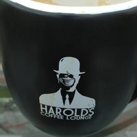 4/22/2013에 Chris P.님이 Harold&amp;#39;s Coffee Lounge에서 찍은 사진