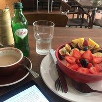 Foto diambil di Negra Café oleh Katsiaryna pada 8/27/2018