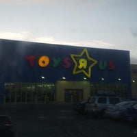 toys r us bramalea city centre