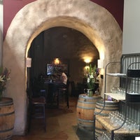 Foto diambil di Ventura Wine Company &amp;amp; The Cave oleh Chad T. pada 4/30/2016