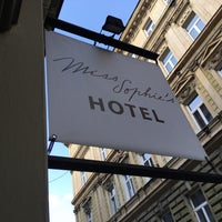 Photo taken at Miss Sophie&amp;#39;s Hotel by Mathieu N. on 4/10/2017