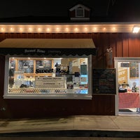 Photo taken at Sweet Rose Creamery by Max M. on 11/3/2020