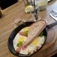 Photo taken at Le Pain Quotidien by Robert S. on 5/31/2019