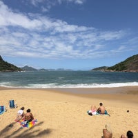 Photo taken at Praia Vermelha by Linda P. on 11/6/2023