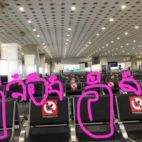 Photo taken at Sala/Gate 72 by Areli A. on 8/3/2020