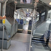 Photo taken at Altunizade Metrobüs Durağı by Dave 🇹🇷 on 8/25/2022