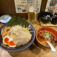 Photo taken at 麺屋 やっとこ 六天魔 by オモ on 12/8/2022