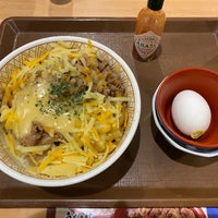 Photo taken at すき家 37号室蘭中島店 by 黒縁 . on 6/28/2020