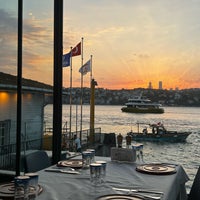 Photo taken at Kanlıca Yakamoz Restaurant by Sevchan J. on 8/18/2023