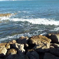 Foto diambil di Passeio Marítimo de Oeiras oleh Ricardo S. pada 2/7/2013