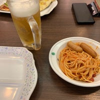 Photo taken at Shakey&amp;#39;s Pizza by 王立国教騎士団 ヘルシング機関団員 on 9/28/2019