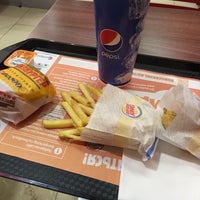 Photo taken at Burger King by Сабина Ф. on 2/8/2018